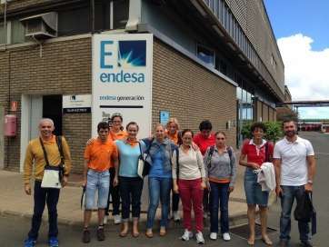 Miembros de Aprosu en la instalación de Jinámar (Foto TA)