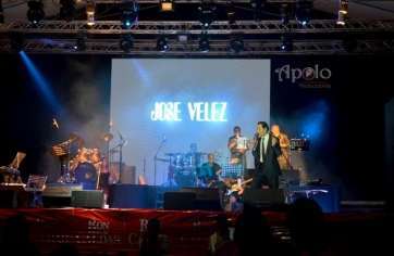 José Vélez durante uno de los conciertos en Colombia (Foto TA)