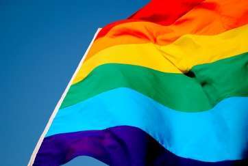 Bandera del Orgullo Gay (Foto TA)