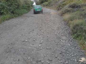 Estado de la carretera de Lomo Blanco en marzo del presente 2014 (Foto TA)
