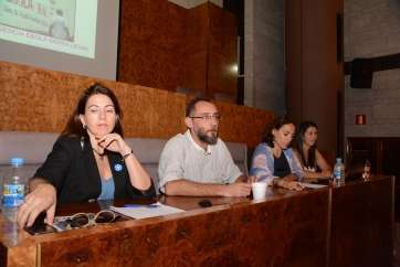 Naranjo junto a miembros de Médicos del Mundo durante las jornadas (Foto Acfi Press)