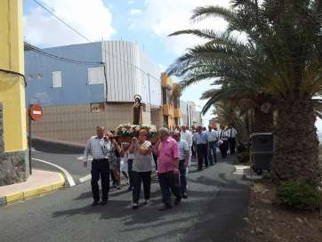 Momento de la procesión de este domingo (Foto TA)