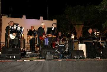 Actuación musical durante el acto de inauguración (Foto Jesús Ruiz Mesa)