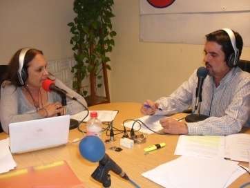 Asunción Sarais y Eduardo Díaz, directores y presentadores del programa (Foto TA)