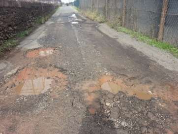 Baches en las calles de Cruz de Jerez (Foto TA)