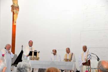 Imagen de archivo de una misa oficiada por el obispo en la capilla del convento radicado en Telde (Foto Antonio Alí)