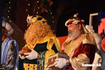 Los Reyes Magos en la edición del pasado año de la cabalgata (Foto Antonio Alí)