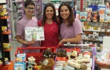 Alimentos recogidos durante la campaña (Foto TA)