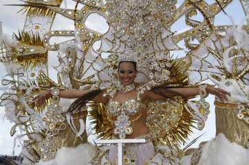 Suna Emboirik, reina del Carnaval de Telde 2014 y candidata de la estación de servicios Cepsa 