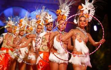 Comparsa Cubatao, en el momento de su actuación (Foto TA)