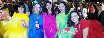 Jóvenes mascaritas de Telde en el Carnaval de Las Palmas de GC (Foto Antonio Alí)