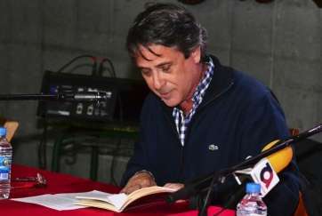 Vicente Llorca,durante su intervención en el acto del pasado jueves en Telde (Foto TA)