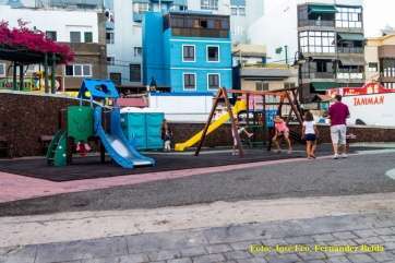 Parque de juegos infantiles en Melenara (Foto José Francisco Fernández Belda)
