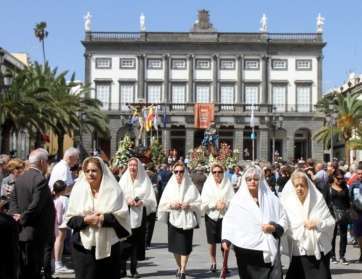 La procesión del pasado viernes (Foto Jesús Ruiz Mesa)
