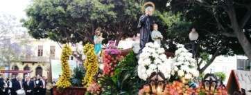 Momento del inicio de la procesión de esta tarde-noche en Los Llanos (Foto TA)