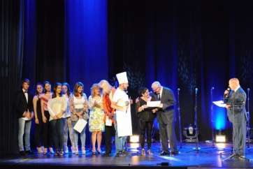 Gala solidaria celebrada en el teatro Guiniguada a favor de la Obra Social (Foto TA)