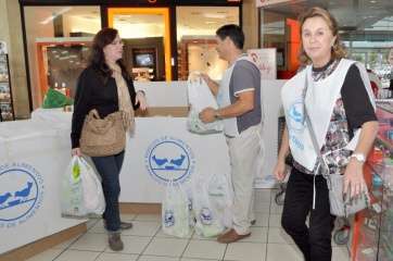 Imagen de una recogida de alimentos de la Operación Kilo (Foto TA)