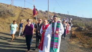Cabeza de la procesión de este domingo en Hoya Aguedita (Foto TA)