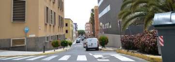 Imagen del paso de peatón para el que los vecinos piden solución (Foto TA)