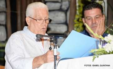 Rosales en el momento de leer el pregón (Foto Isabel Quintana)