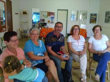 Representantes del colectivo Maicá, este jueves con el concejal Gregorio Viera (Foto TA)