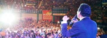 José Vélez, en su actuación en la ciudad de Bello (Foto TA)