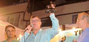 Momento del pregón de anoche en Tufia (Foto TA)