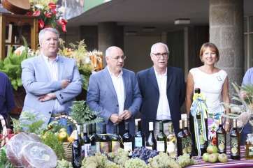 Imagen de la presentación el pasado viernes de los productos que portará la carreta insular (Foto Acfi Press)