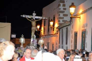 La procesión recorrió las principales calles del centro histórico de Telde (Foto Antonio Alí)