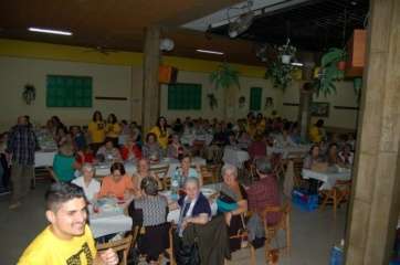Merienda benéfica organizada por Tyldet (Foto TA)