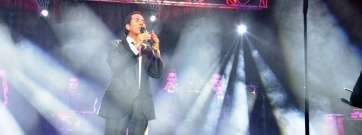 Momento de la actuación de Vélez, anoche en el Auditorio Alfredo Kraus (Foto Antonio Alí)