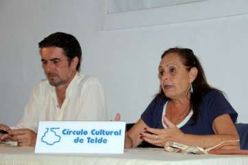 Asunción Sarais y Eduardo Díaz, presentadores y codirectores del programa (Foto TA)