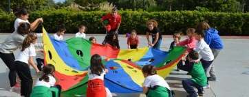 Actividades lúdicas en la cancha del parque urbano de San Juan (Foto TA)