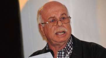 Fernando Ojeda, el pasado lunes durante la lectura de su discurso (Foto TA)