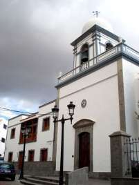 Fachada de la iglesia de Nuestra Señora del Buen Suceso, en Carrizal (Foto www.todopueblos.com)