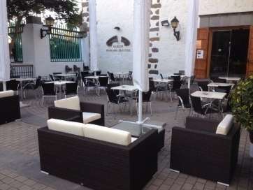 Terraza exterior del Casino La Unión en el Rincón Plácido Fleitas (Foto TA)