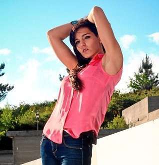  La acusada, Arantxa A. M., en una imagen del álbum familiar (Foto: C7)