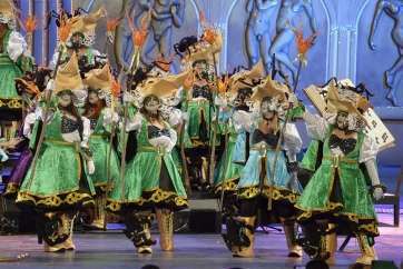 Las Golisnionas, durante su presentación ayer en el Parque de Santa Catalina (Foto TA)
