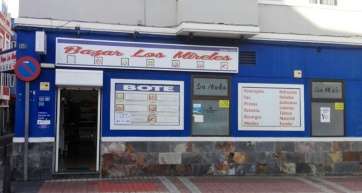 Exterior del establecimiento que dio el premio (Foto TA)