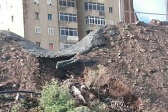 Daños producidos en la cancha de la calle Ãdolo (Foto TA)