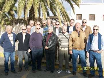 Grupo de asistentes al encuentro de este viernes en un restaurante de Ojos de Garza (Foto TA)