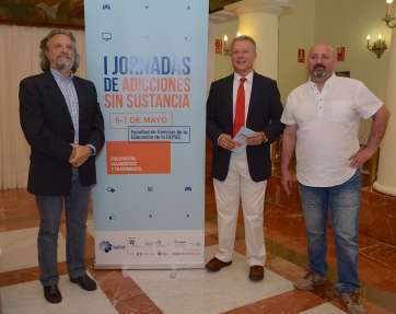 Jorge Hernández (i), Marino Alduán (c) y Andrés Carmona (d) (Foto Acfi Press)