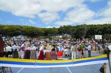 Actuaciones musicales en las canchas deportivas (Foto TA)
