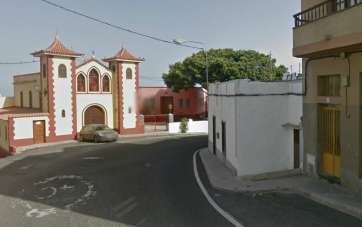 Exterior de la iglesia de Higuera Canaria (Foto TA)