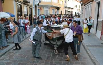 Imagen de archivo de la anterior edición de la romería-ofrenda a San Juan Bautista (2015)