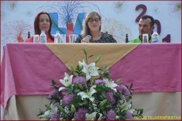 Momento de la lectura del pregón (Foto Teldeenfiestas.com)