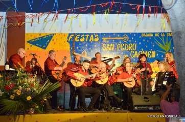 La parranda pregonera de las fiestas (Foto Antonio AlÃ)