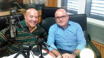 Ezequiel López (i), con el abogado Carlos La-Chica, uno de los colaboradores del programa (Foto TA)