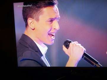 Mario Leal, en plena intepretación (Foto TA)