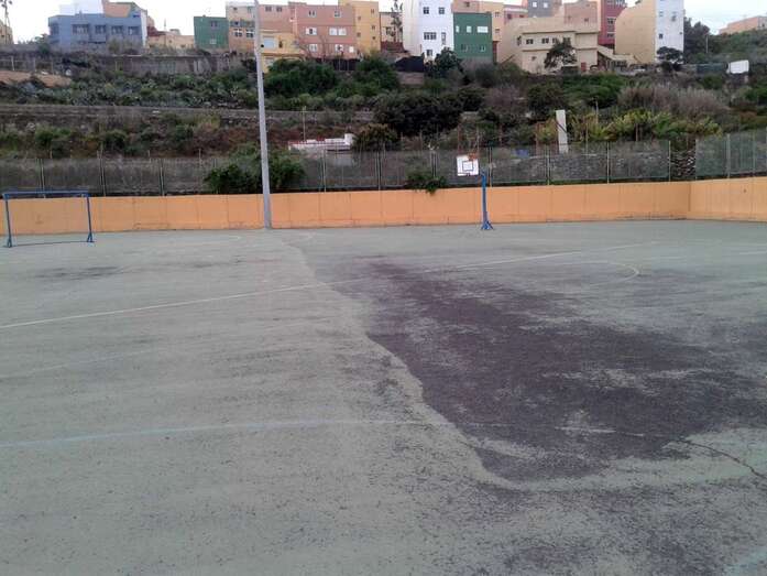 Estado actual de la cancha deportiva (Foto TA)